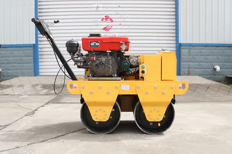 對于小型手扶壓路機(jī)的這些使用環(huán)境您要明白！